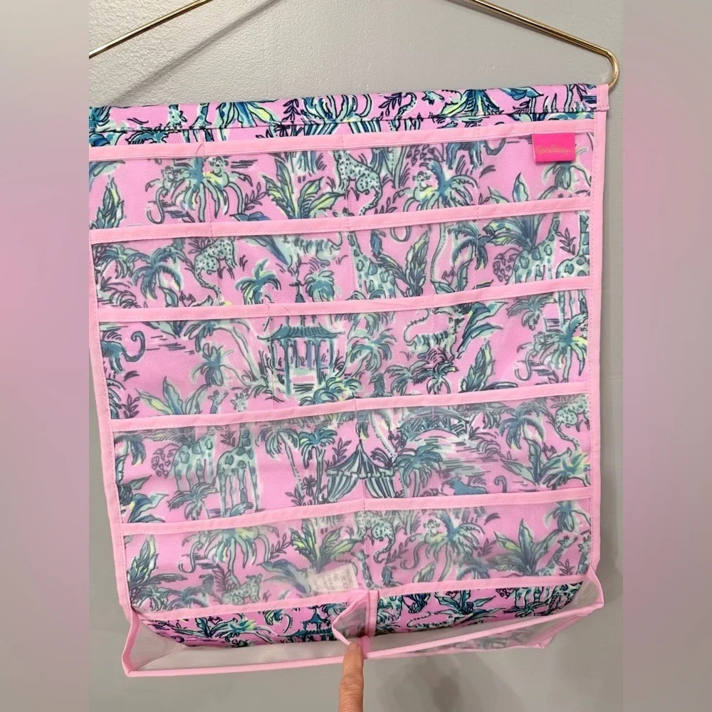 Lilly Pulitzer Tropical Pink Hanging Jewelry or makeup 💄 Organizer New Condition